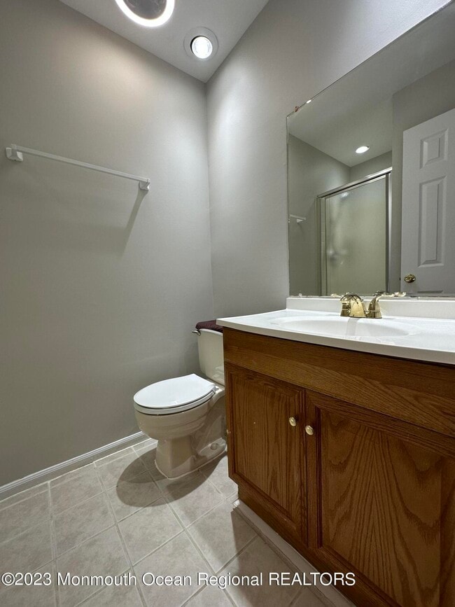 Building Photo - 143 Tanglewood Pl