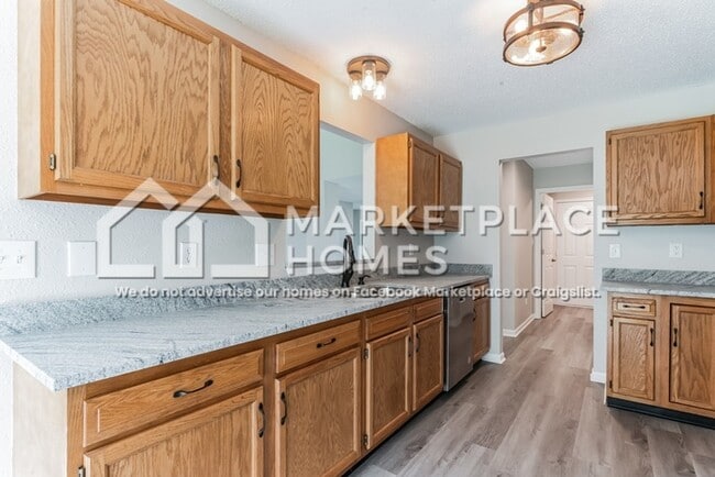 Building Photo - 3553 Chokecherry Ln