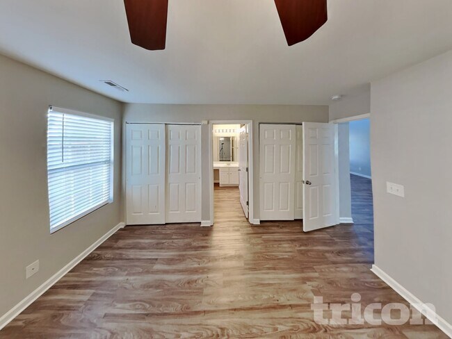 Building Photo - 693 Winners Point