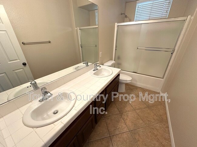 Building Photo - 9360 Alderwood Dr