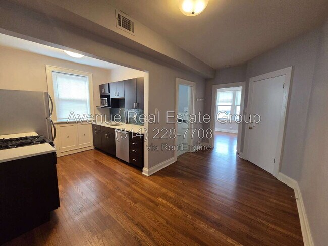 Building Photo - 905 Concordia Ln