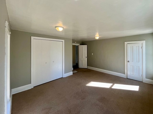 Building Photo - 315 Walnut St