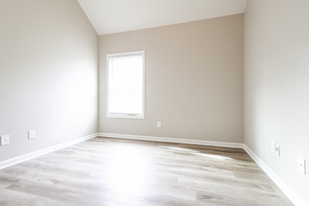 Building Photo - 2427 Oakleaf Cir