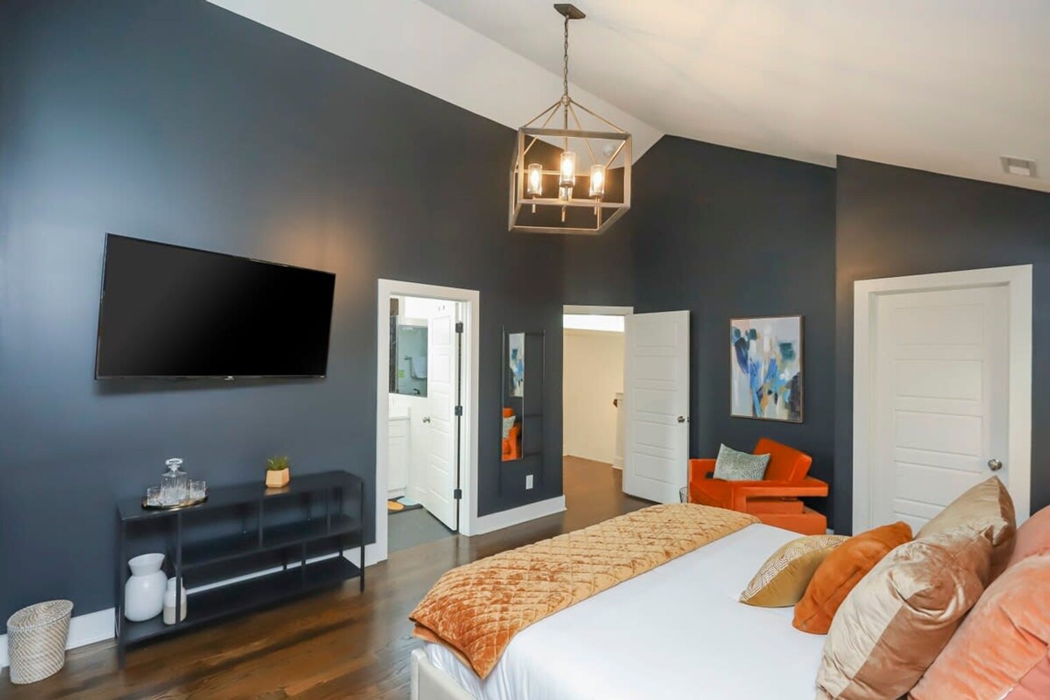 Building Photo - 2208 Elliott Ave