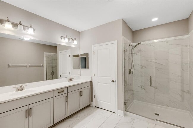 Building Photo - 5224 78th St Cir E