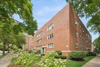 Building Photo - 205 Custer Ave