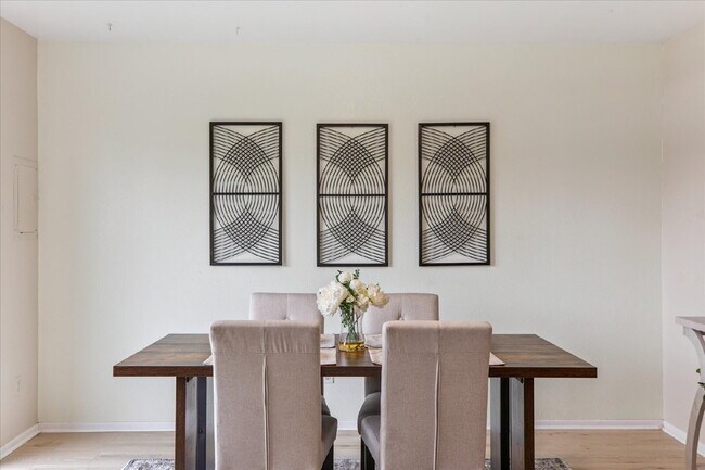 Building Photo - Pet-friendly 2 bed/2.5 bath Lakewood townhome - Available Now!