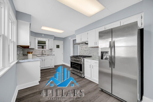 Building Photo - 648 Stewart Ct