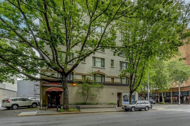 Building Photo - 2700 4th Ave