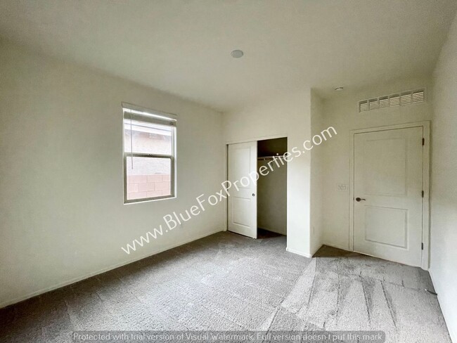 Building Photo - 6379 E Calle Hora Cero