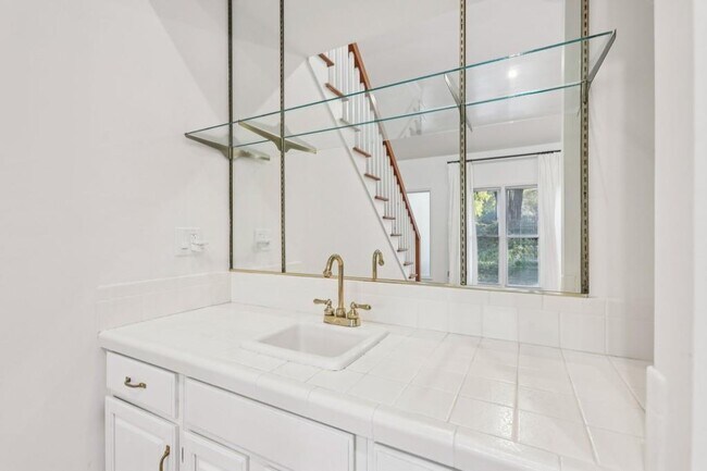 Building Photo - 10630 Timberstone Rd