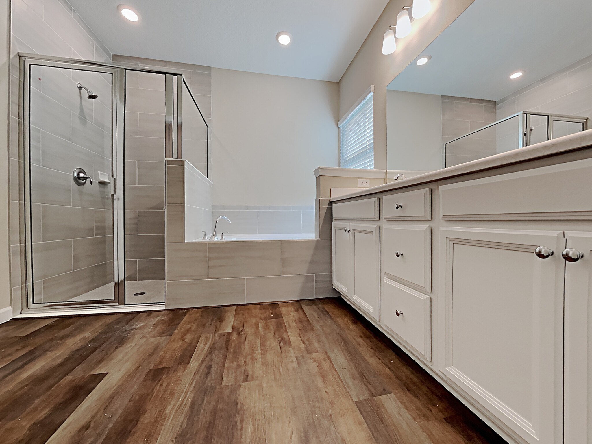 Building Photo - 123 Edge Pk Trl