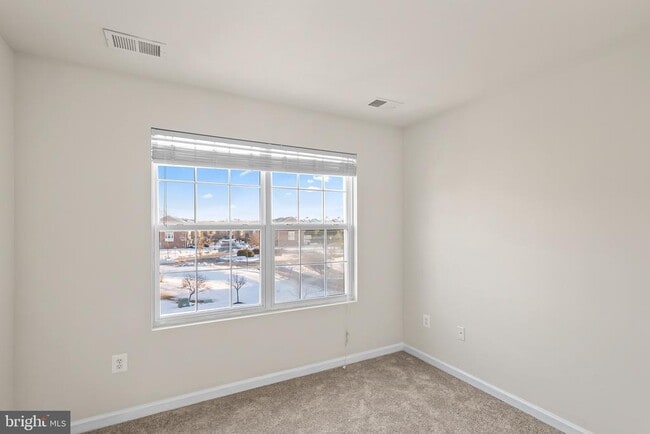 Building Photo - 4904 Olympia Pl