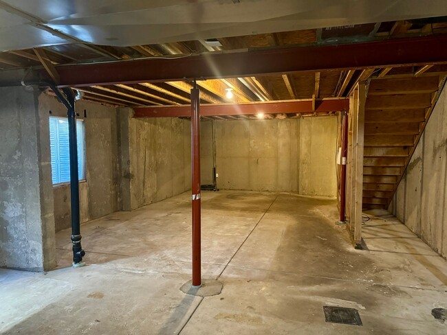 Building Photo - Newly updated 3 bedroom home in Commerce C...