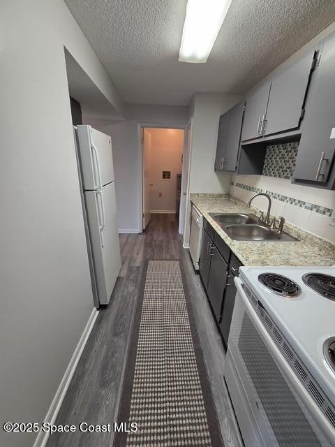 Building Photo - 3550 Sable Palm Ln