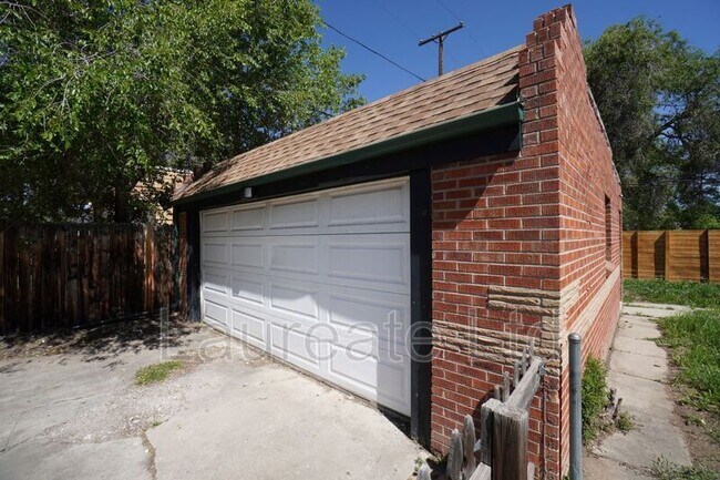 Building Photo - 4805 W.14th Ave