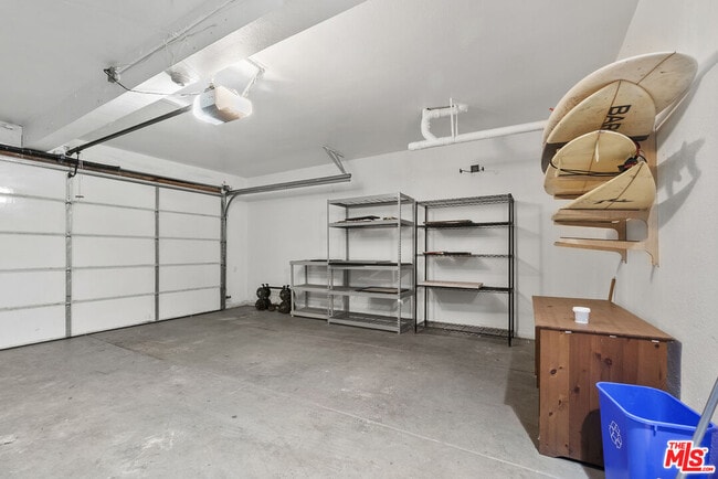 Building Photo - 745 Oxford Ave