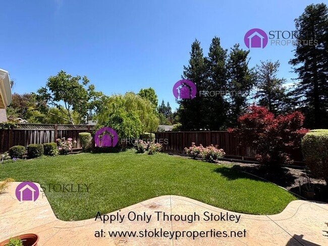 Building Photo - 5958 Vía del Cielo