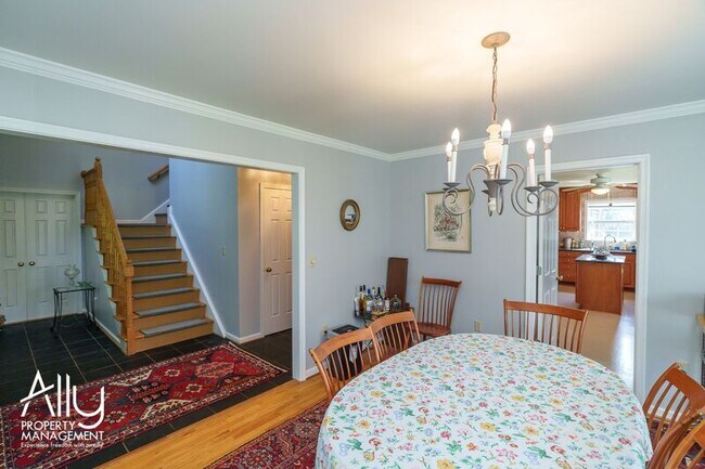 Building Photo - 2733 Southern Hills Ct