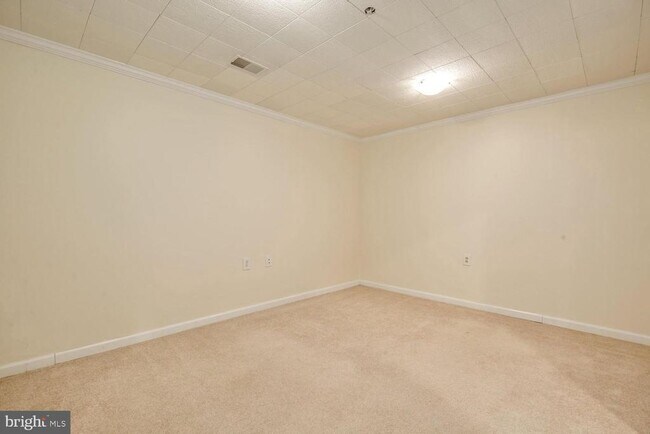 Building Photo - 19421 Rayfield Dr