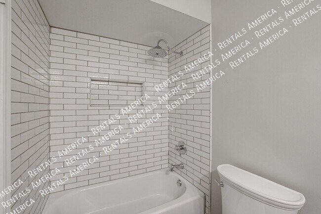 Building Photo - 10534 E Mercer Ln