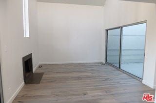 Building Photo - 21 1/2 Wavecrest Avenue, Los Angeles, CA 90291 - 3 BR 2 BA house