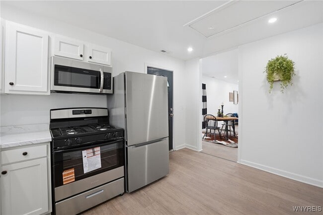 Building Photo - 265 Efner St