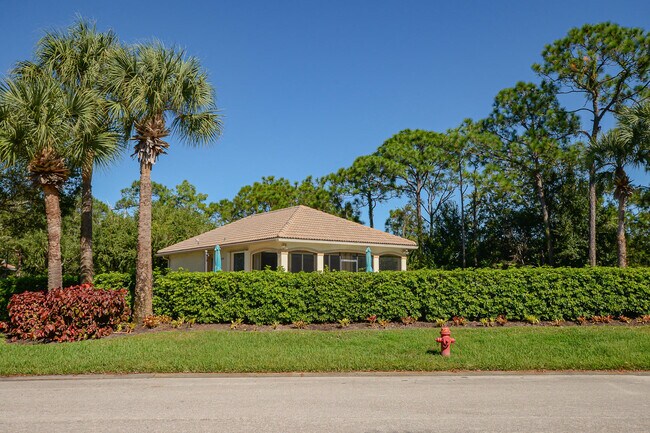 Building Photo - 7033 Willow Pine Way