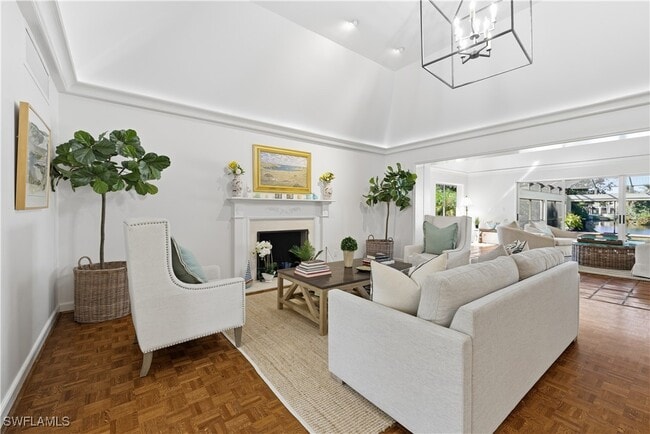 Building Photo - 2700 Lantern Ln