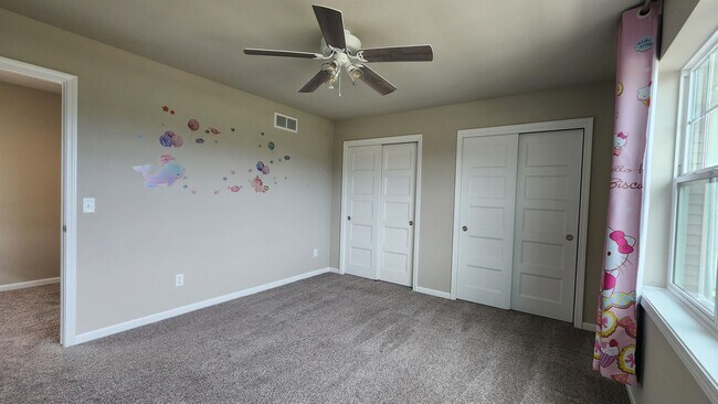 Building Photo - 9359 Highland Gate Way