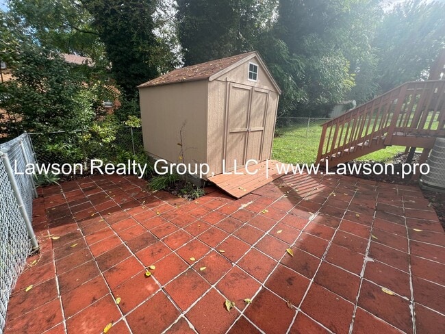 Building Photo - One Level Living in Vinton!