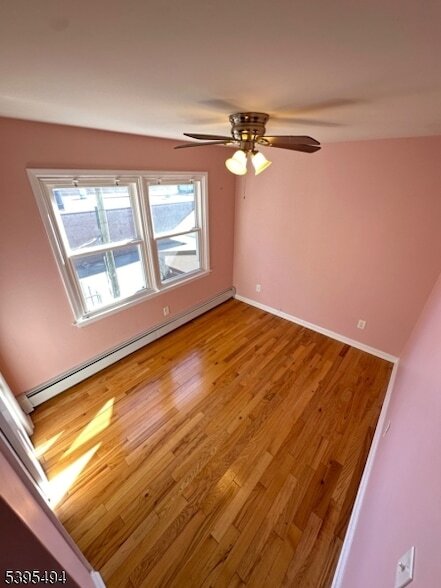 Building Photo - 97 Walnut St