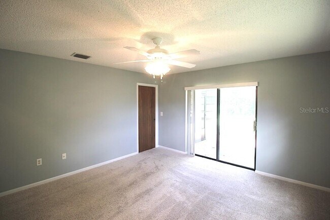 Building Photo - 33 Felter Ln