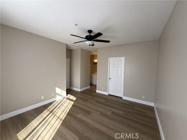 Building Photo - 37 Vía Barcelona