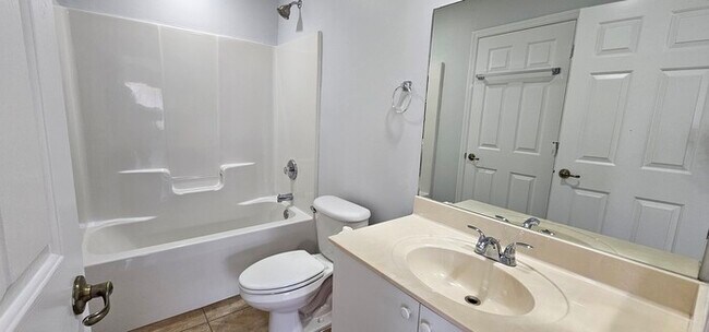 Building Photo - 2400 55th Terrace SW