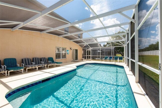 Building Photo - 746 Lockbreeze Dr