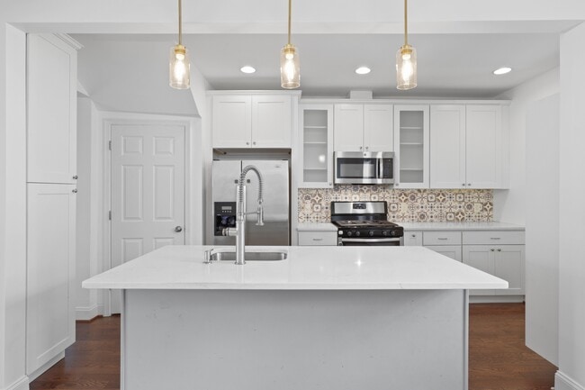 Building Photo - 4115 5th St NW