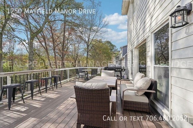 Building Photo - 1250 Mayfield Manor Dr