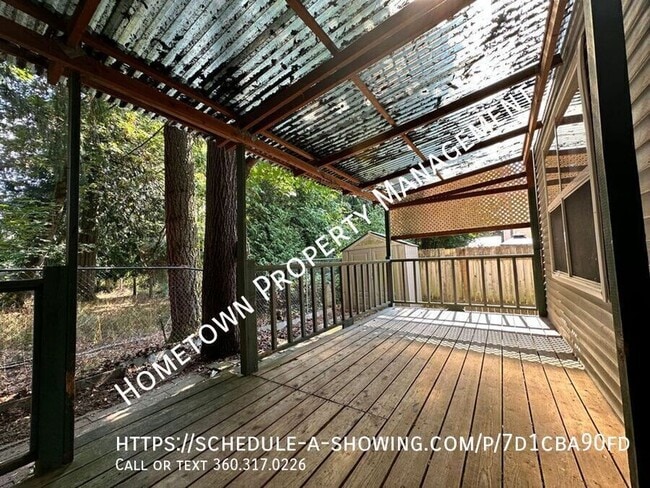 Building Photo - 4206 Wonderwood Ln SE
