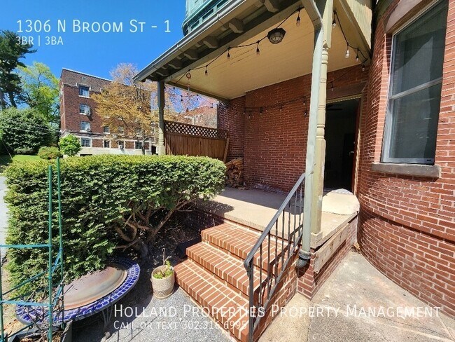 Building Photo - 1306 N Broom St
