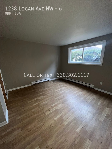 Building Photo - Studio Apartment Rent Ready