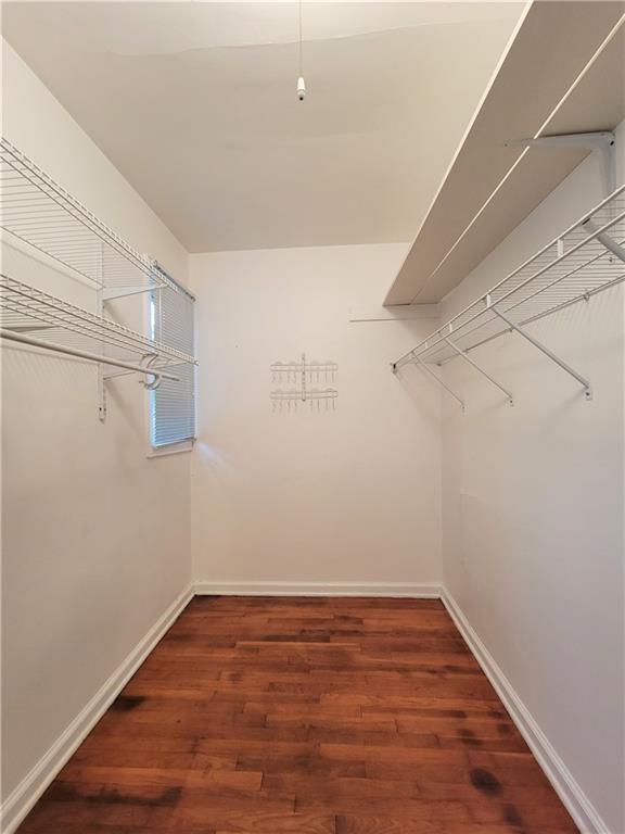 Building Photo - 1321 Stillwood Dr NE