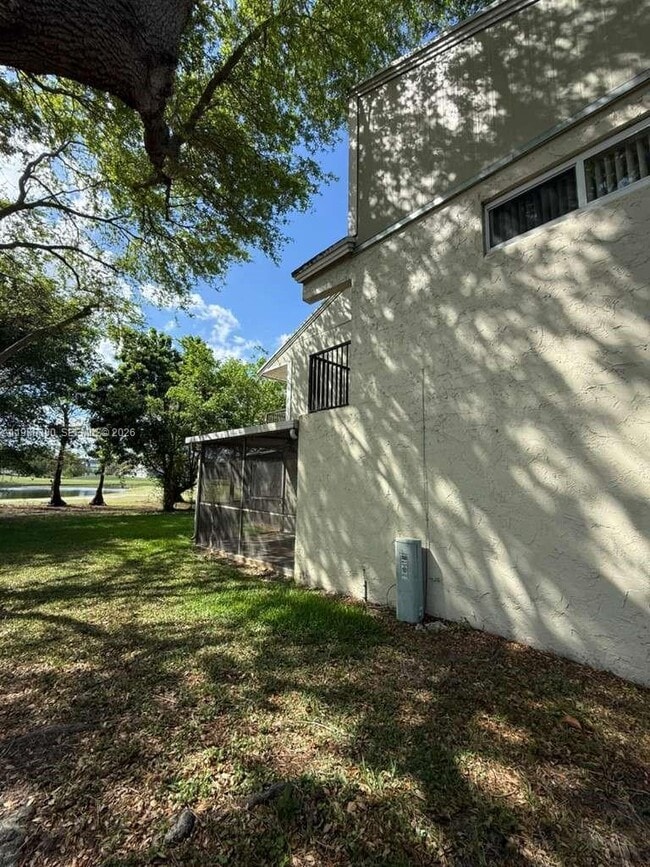 Building Photo - 8031 Lagos De Campo Blvd