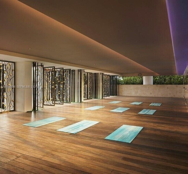 Building Photo - 6799 Collins Ave