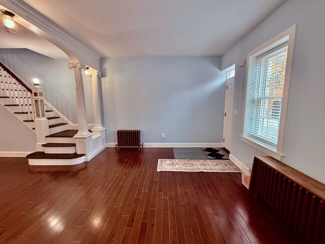 Building Photo - 2+ BED/1.5 BA Solid HOUSE in great East Passyunk/LOMO location w/ Central AC-HARDWOOD Flooring-WA...