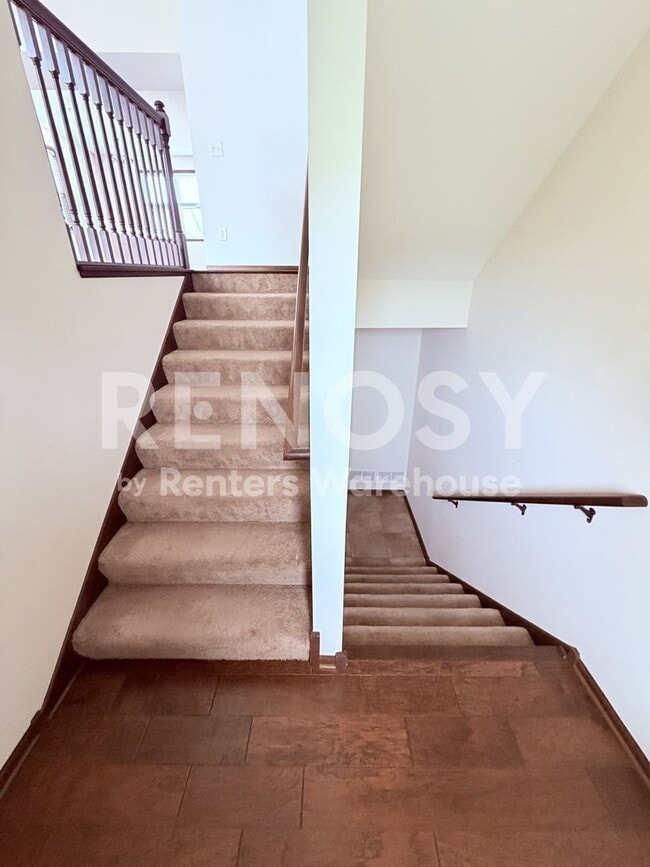 Building Photo - 9580 Madison Dr