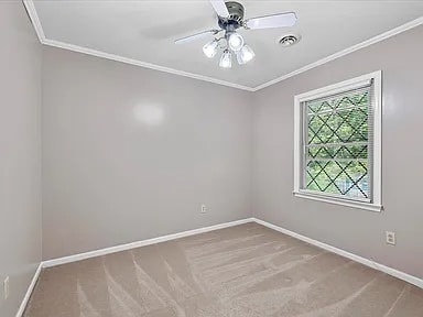 Building Photo - 1954 Celia Crescent