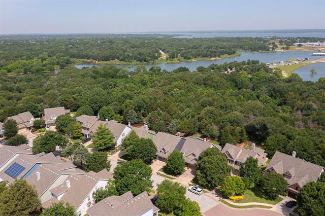 Building Photo - 130 Fall Creek