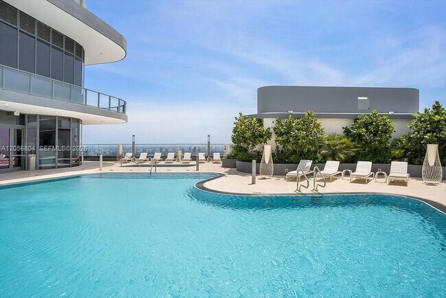 Building Photo - 1000 Brickell Plaza
