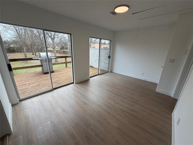 Building Photo - 1010 Vine St